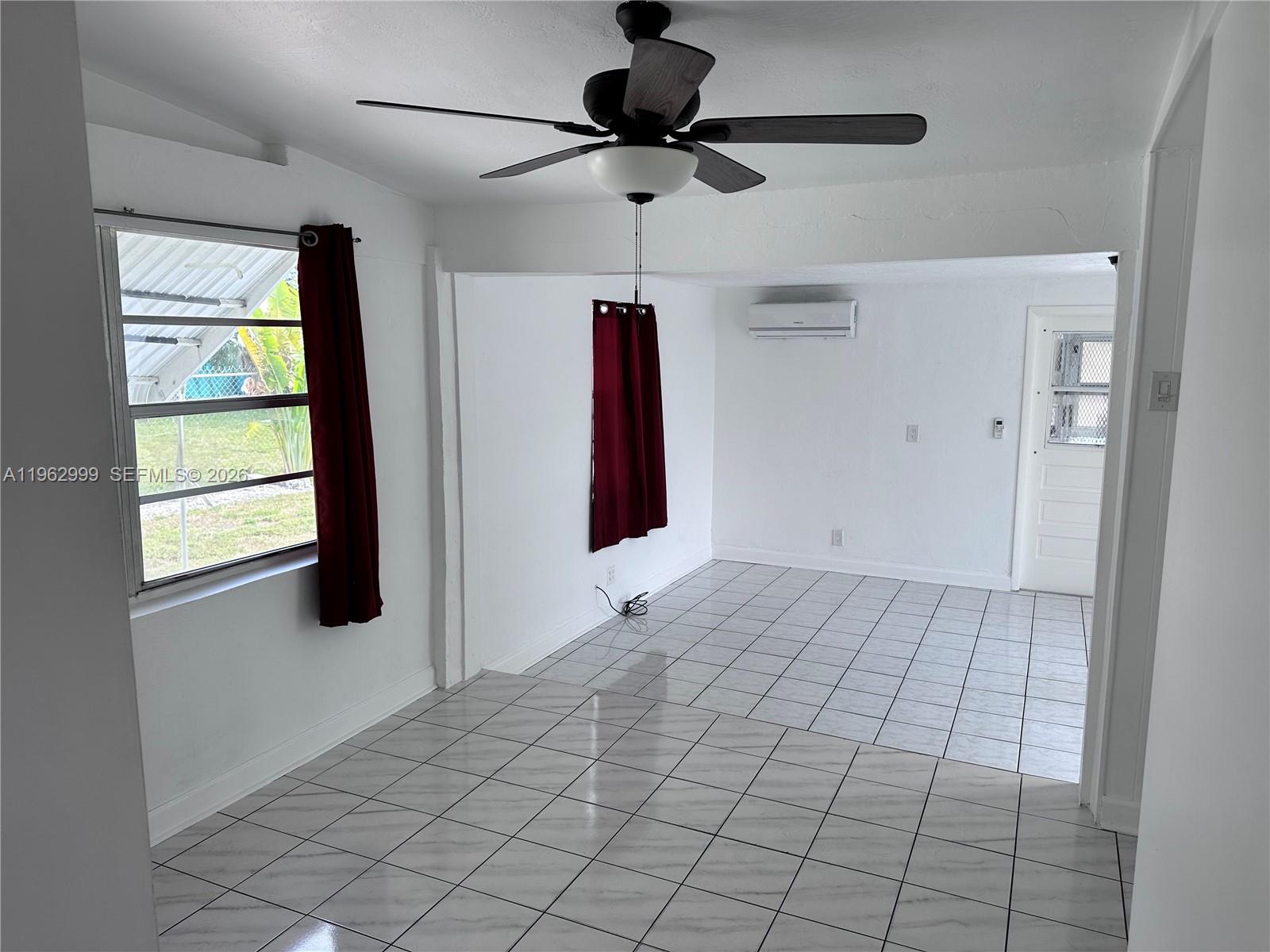 SOUTH HOLLYWOOD AMD PLAT - Residential