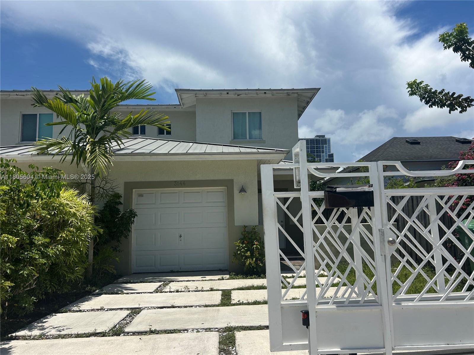 3144 New York St 3144, Miami, Broward County, Florida - 3 Bedrooms  
3 Bathrooms - 