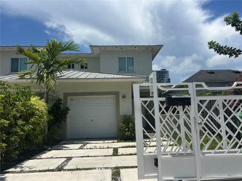 3144 New York St 3144 Miami FL 33133