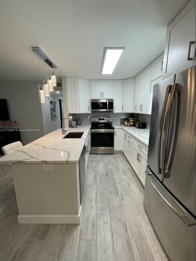 KINGS POINT NORMANDY COND - Residential Lease