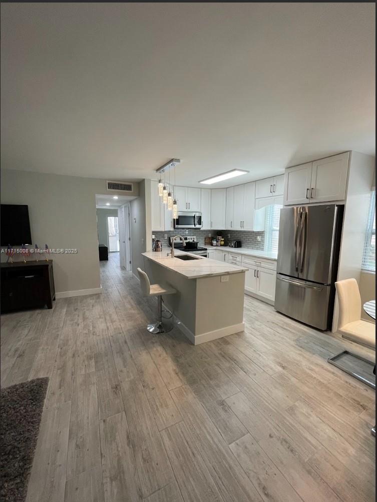 KINGS POINT NORMANDY COND - Residential Lease