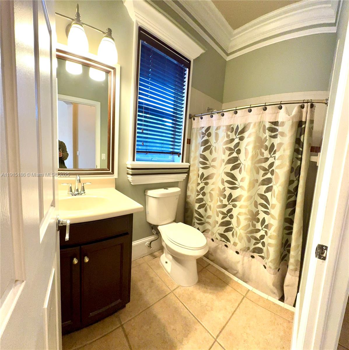 MAPLERIDGE - Residential