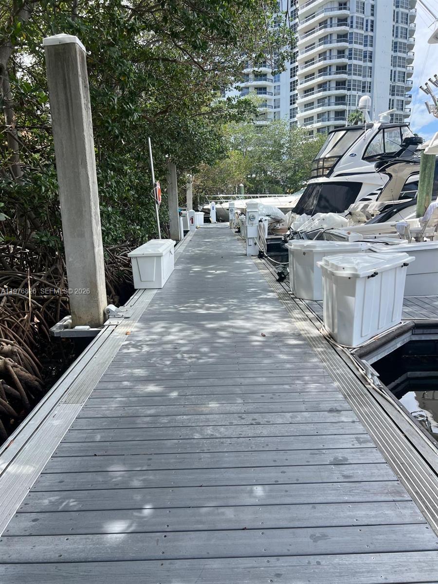 3575 Mystic Pointe Dr