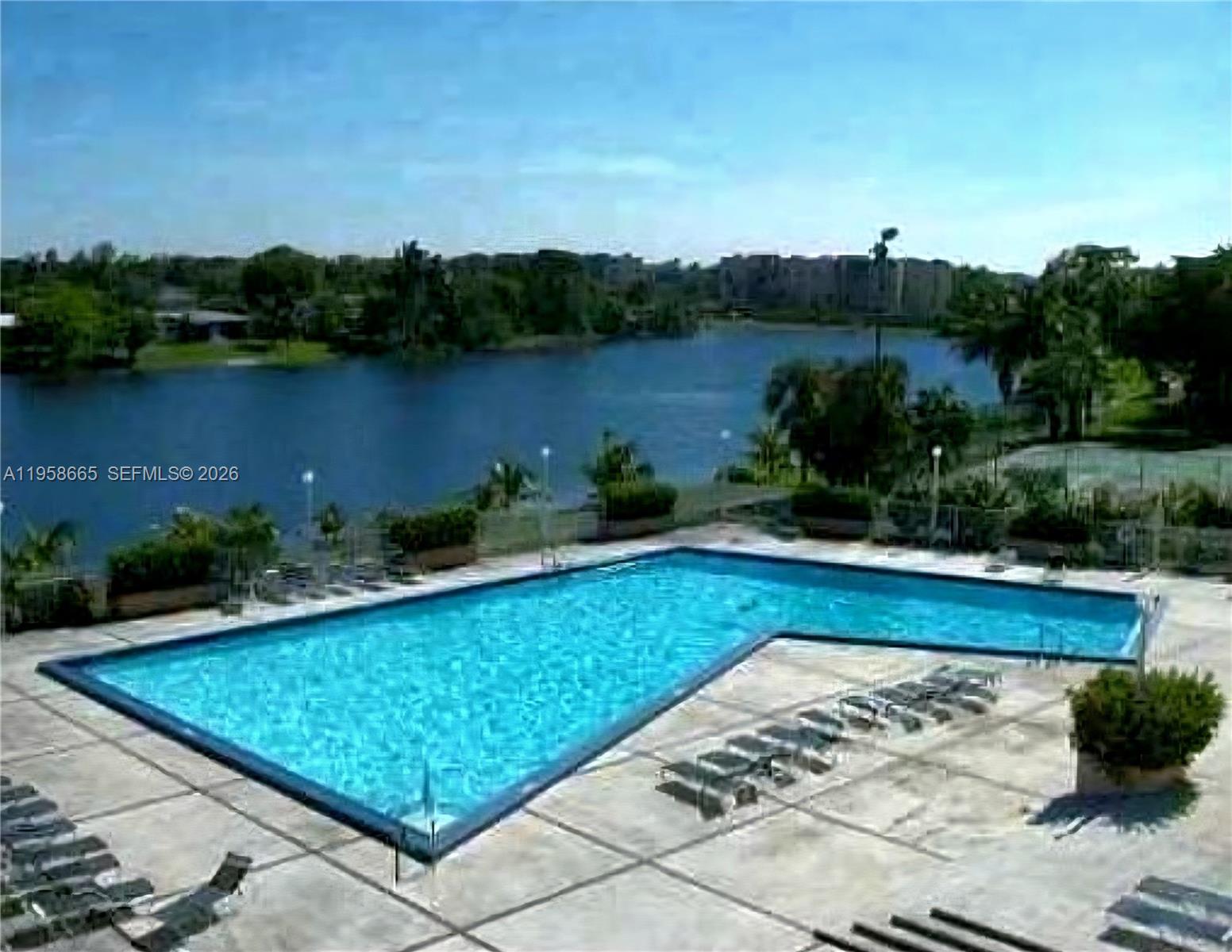 PROMENADE AT KENDALE LAKE - Residential Lease