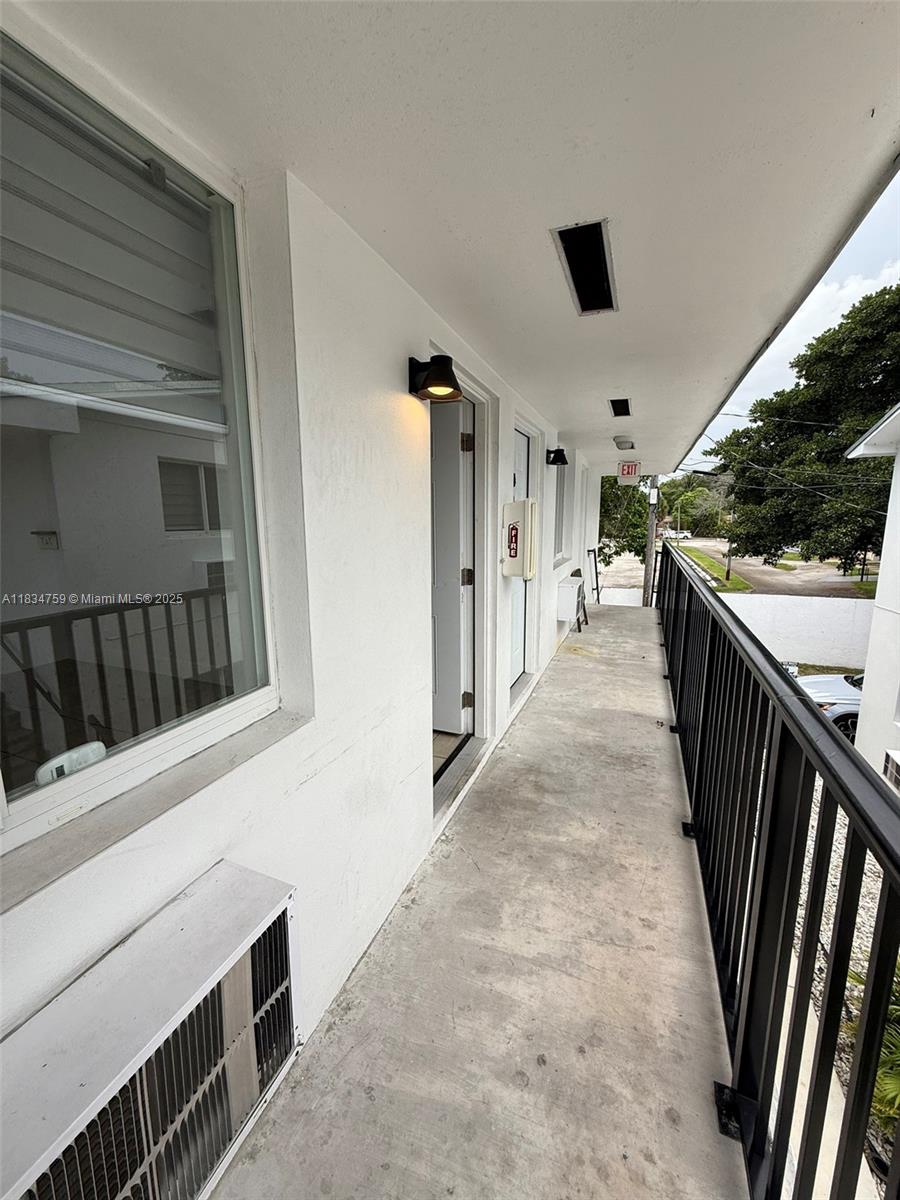 749 NW 60th St 3-2