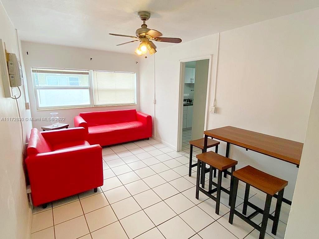 HOLLYWOOD - Residential Lease