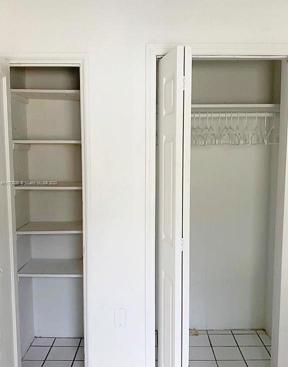 HOLLYWOOD - Residential Lease