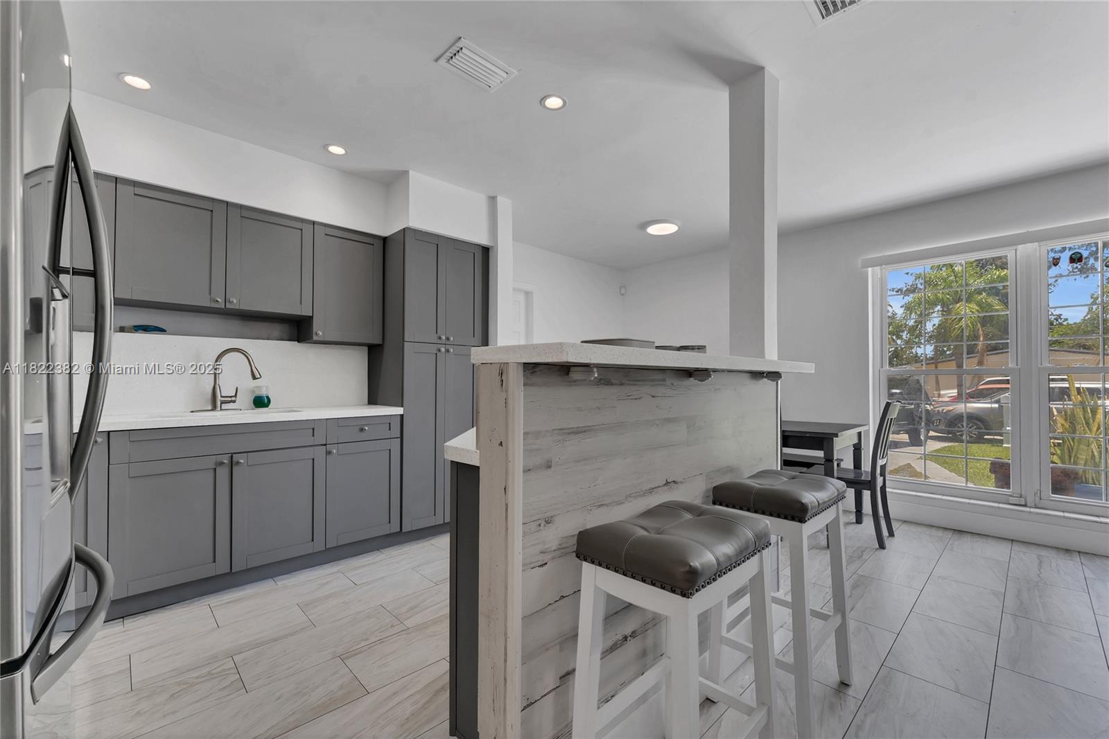 DRIFTWOOD ESTATES NO 29 - Residential