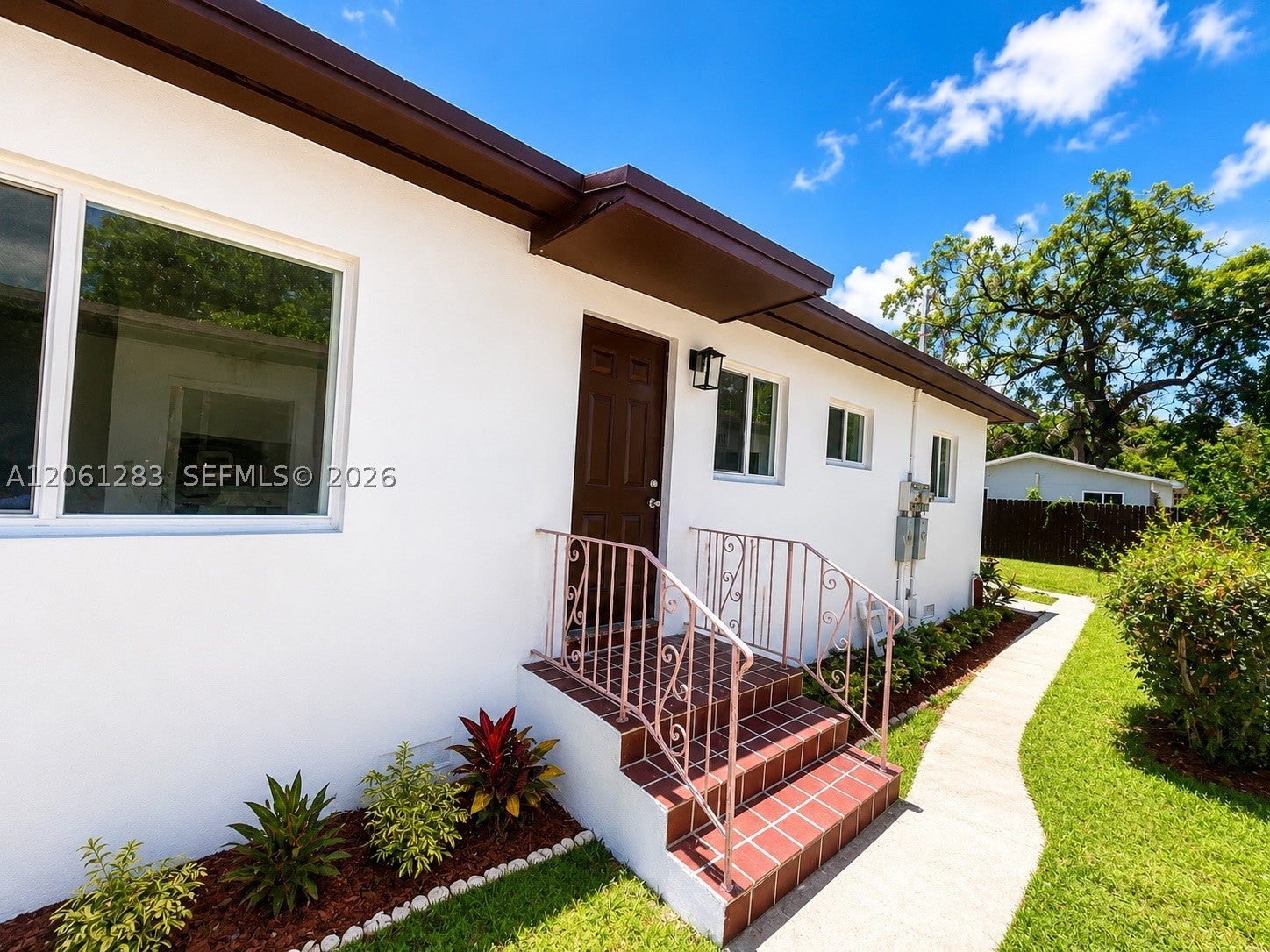 760-762 NW 52nd St