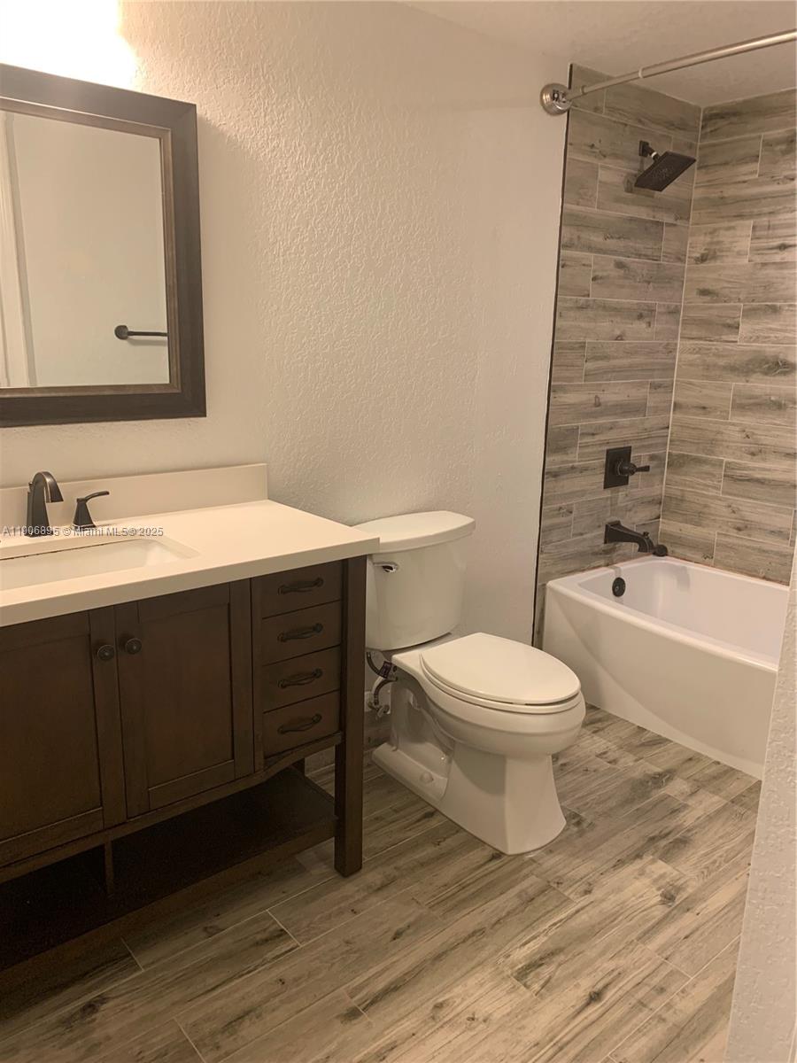 CYPRESS POINTE AT CORAL S - Residential Lease