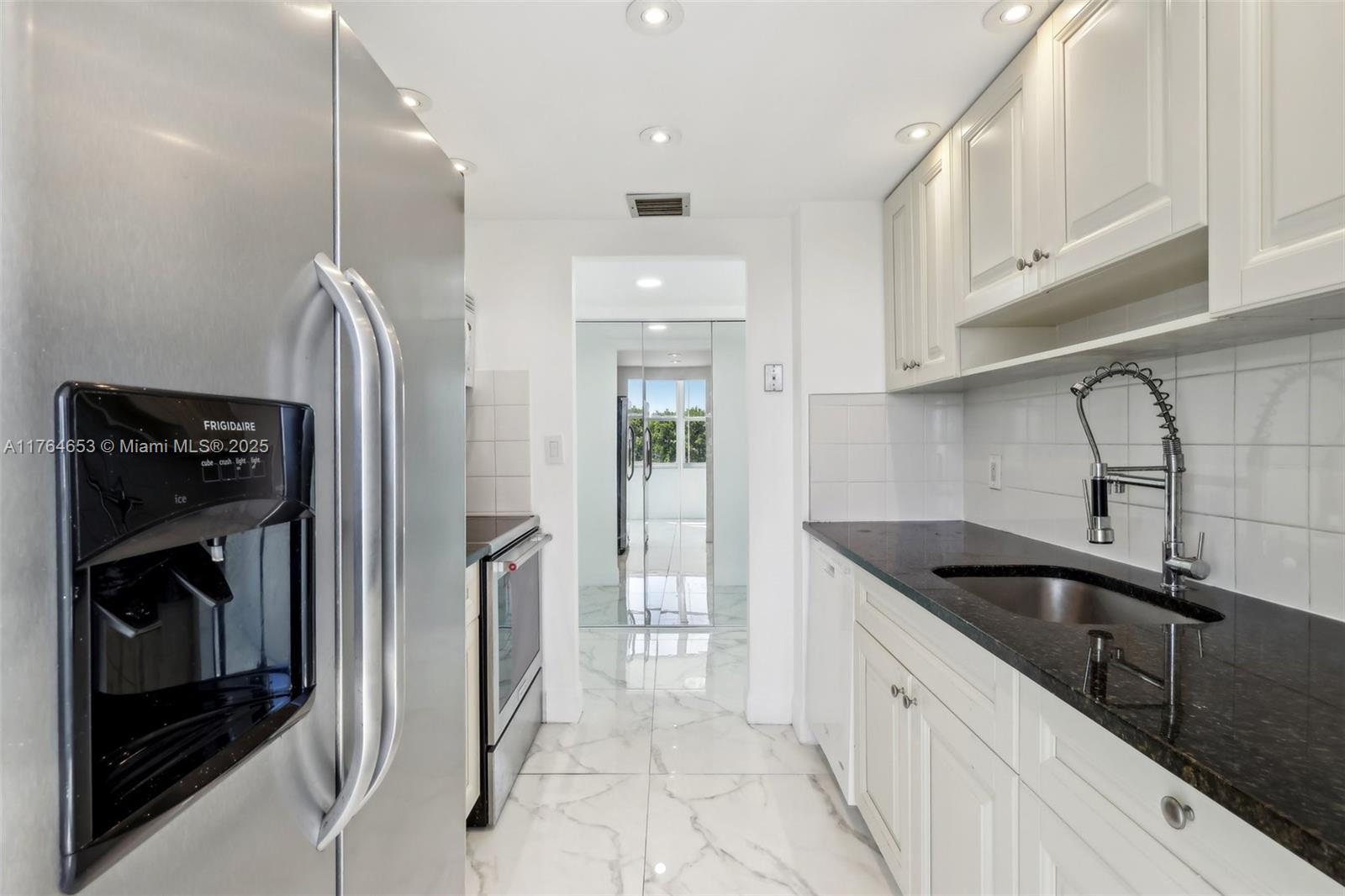 101 Briny Ave 401