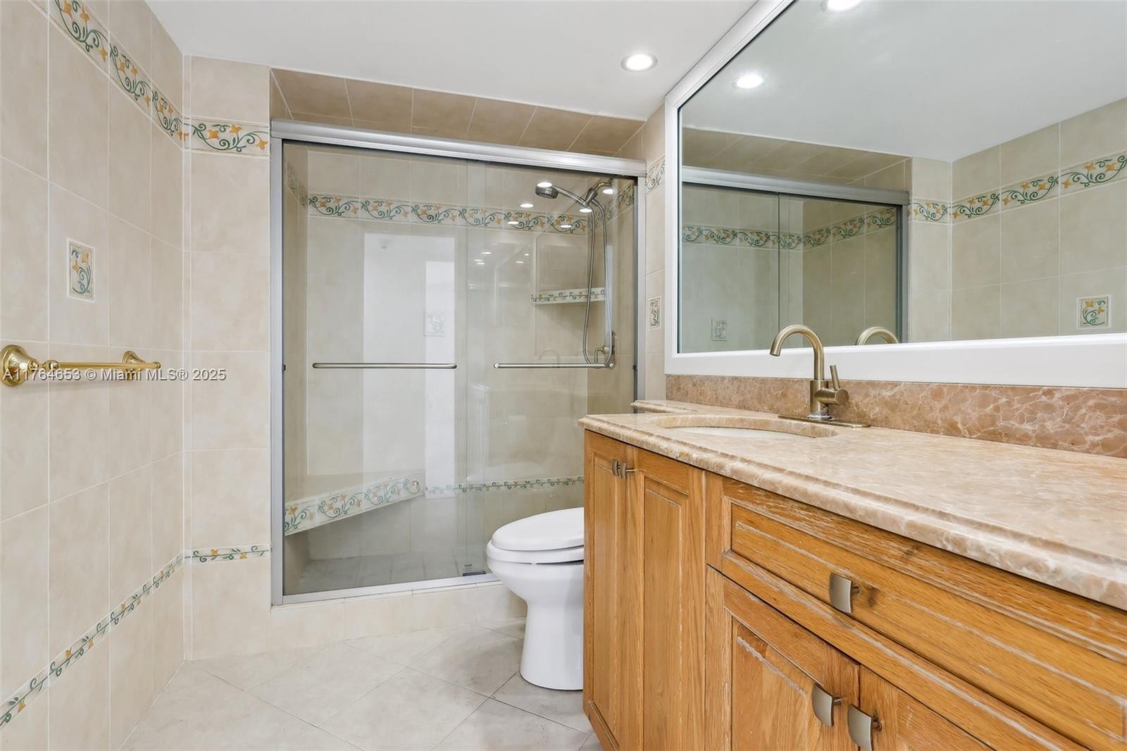 POMPANO BEACH CLUB NORTH - Residential