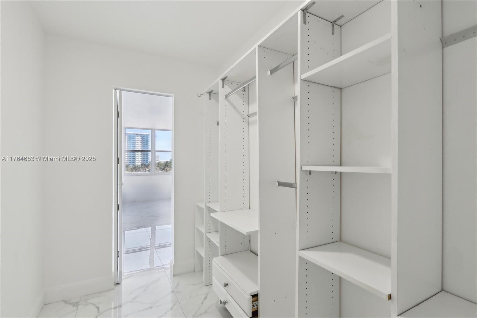 POMPANO BEACH CLUB NORTH - Residential