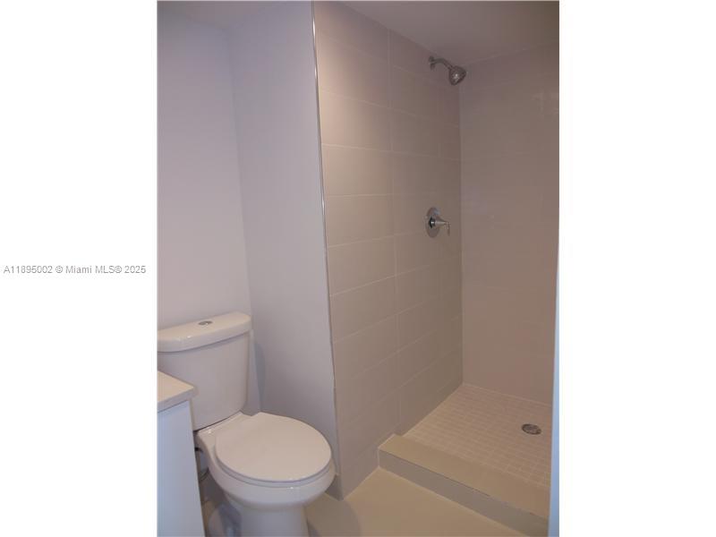 GROVE SQUARE CONDO - Residential Lease