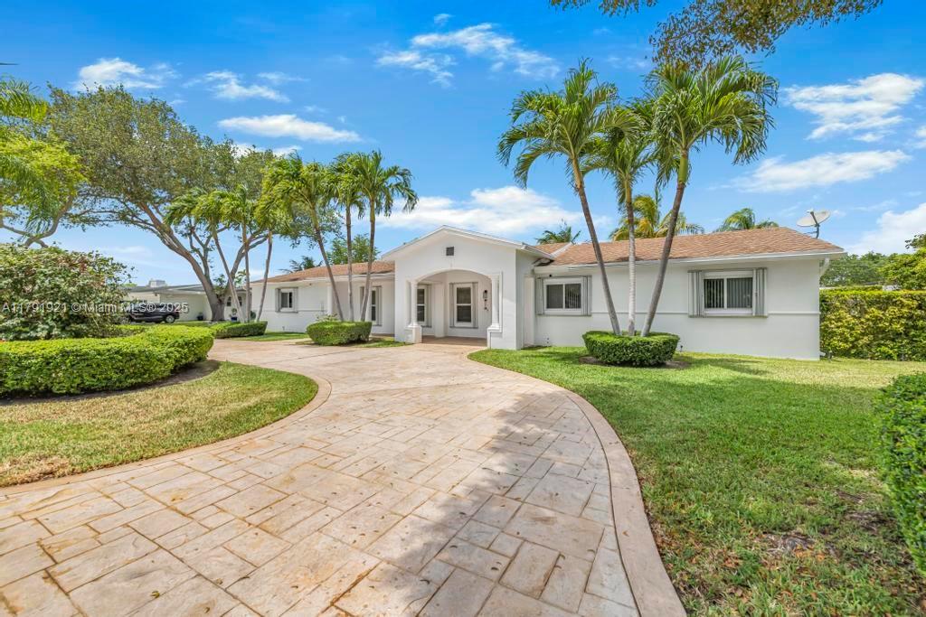 Property for Sale at 8241 Sw 146th St, Palmetto Bay, Miami-Dade County, Florida - Bedrooms: 4 
Bathrooms: 4  - $1,699,000
