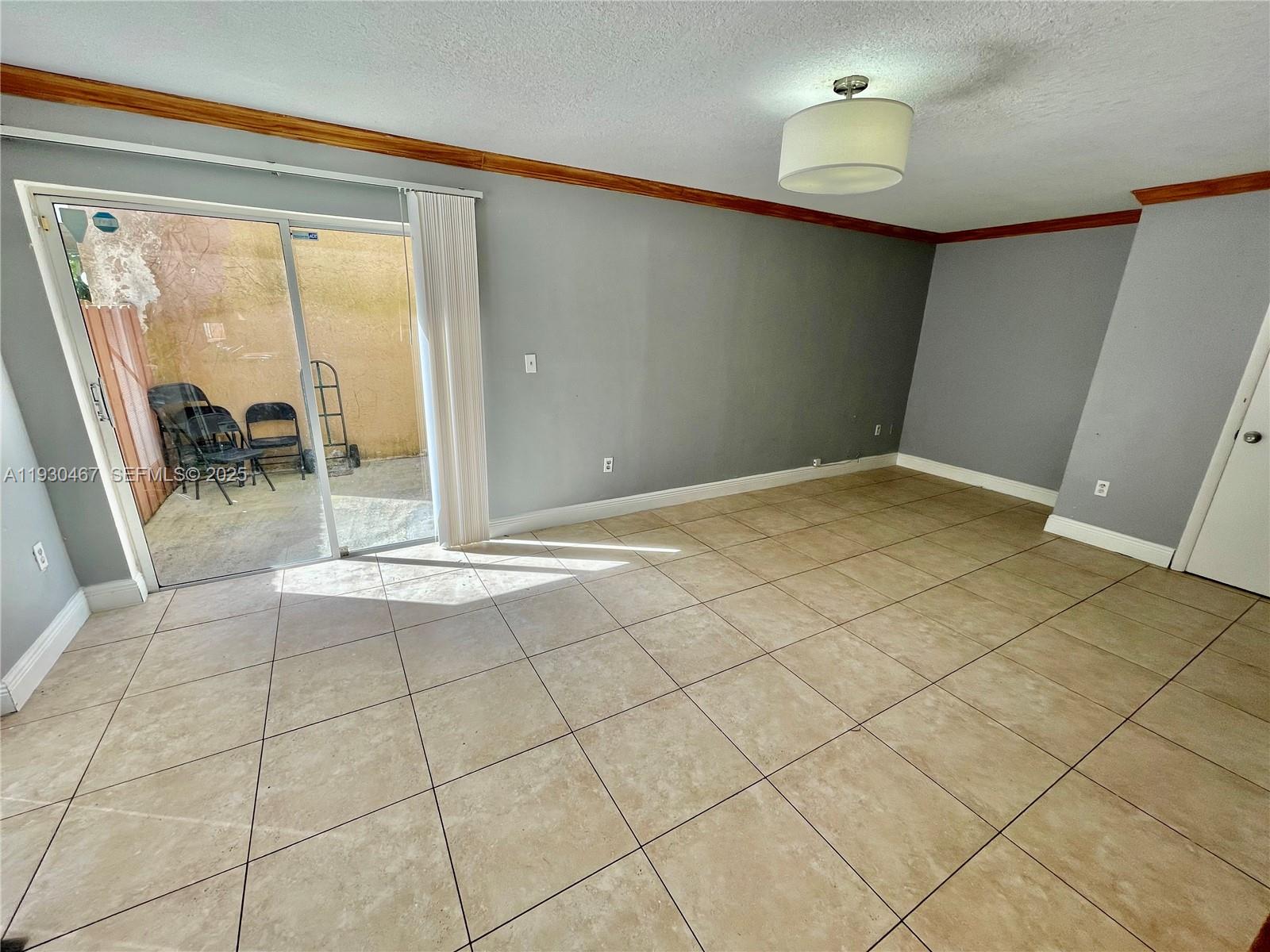 LAKESIDE AT THE HAMMOCKS - Residential Lease