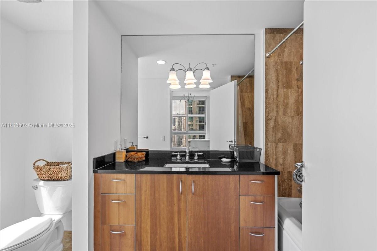MET 1 CONDO - Residential Lease