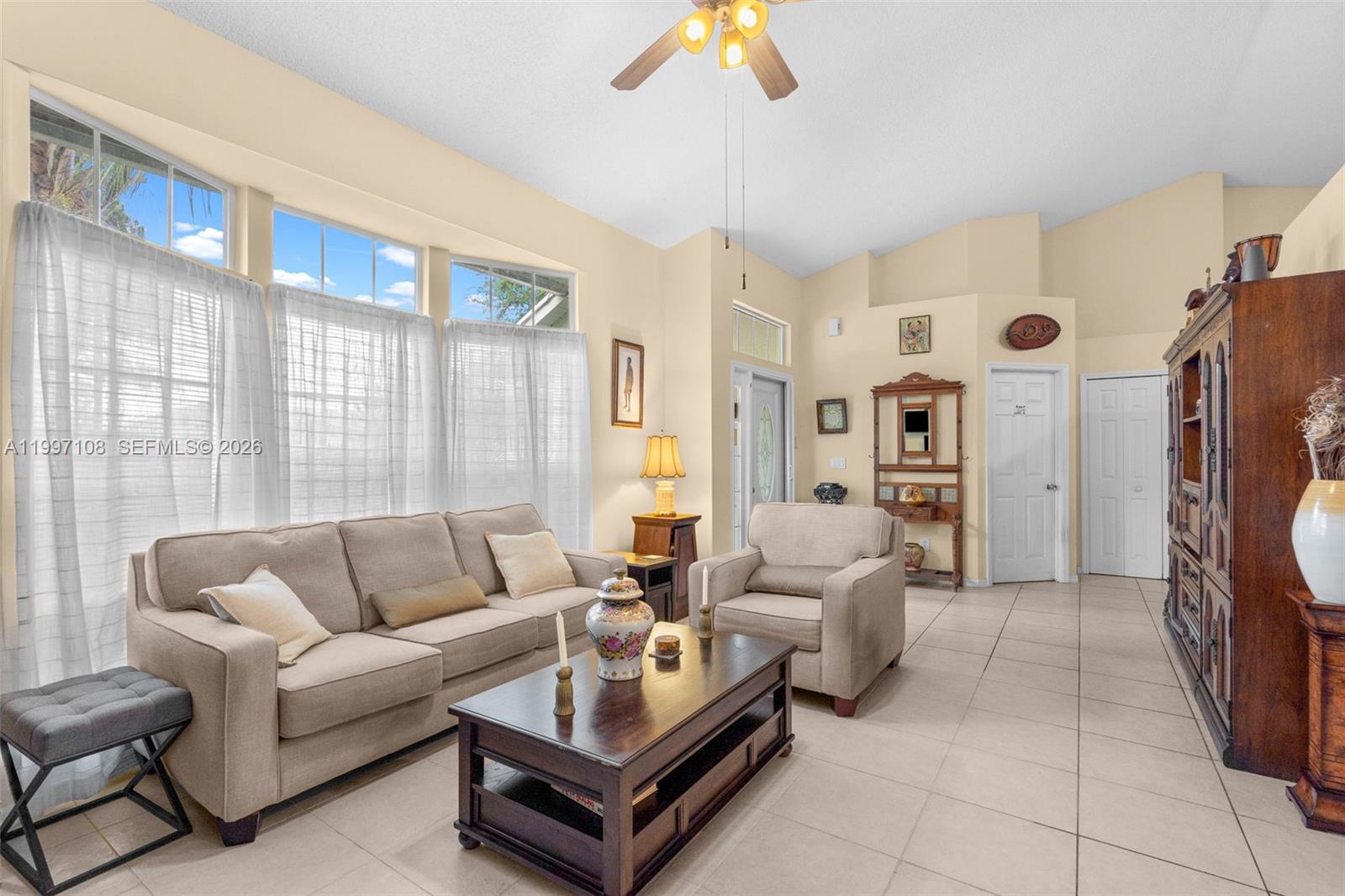 PORT ST LUCIE SECTION 3 - Residential