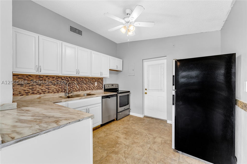 Photo of 4220 SW 36th St #., West Park, FL 33023 (MLS # A12066468)