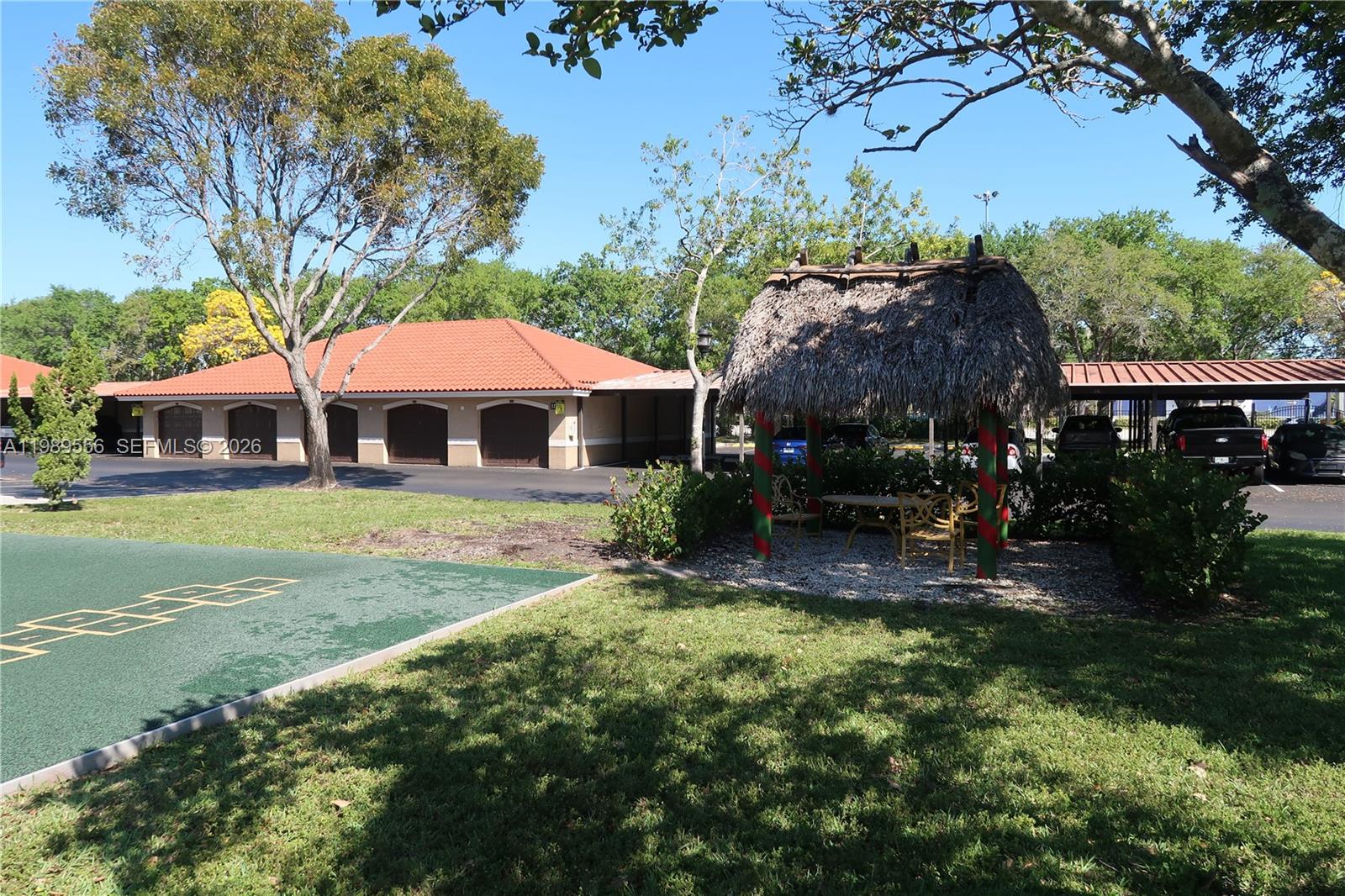 MARQUESA CONDO - Residential