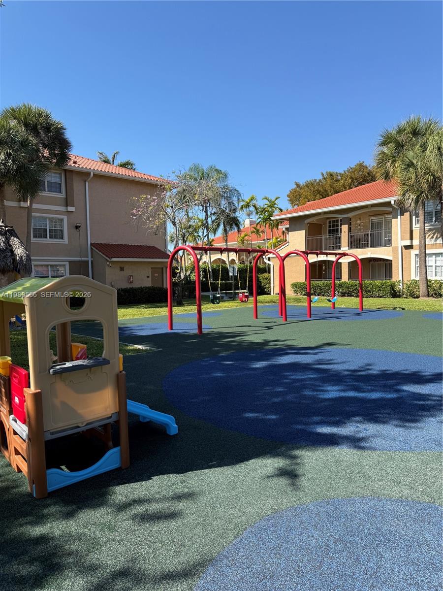 MARQUESA CONDO - Residential