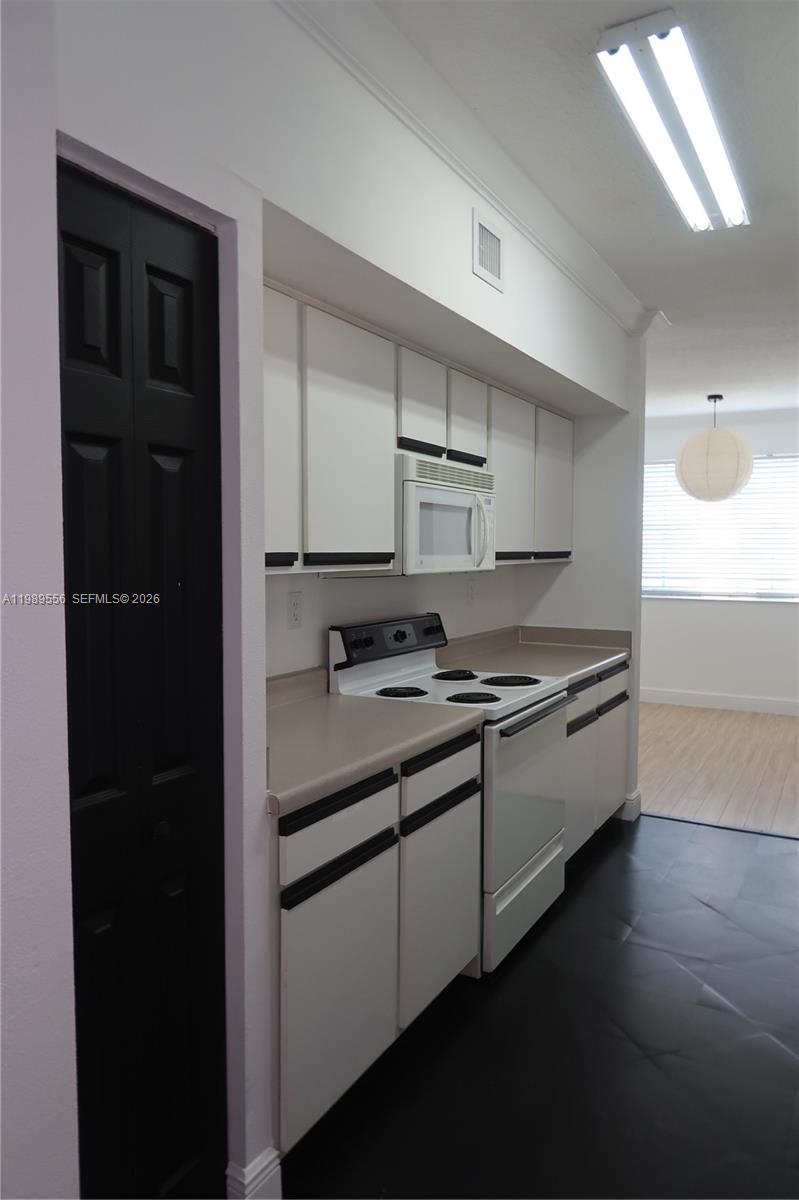 MARQUESA CONDO - Residential