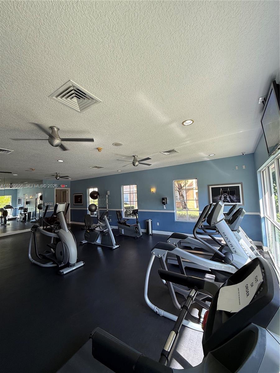 MARQUESA CONDO - Residential