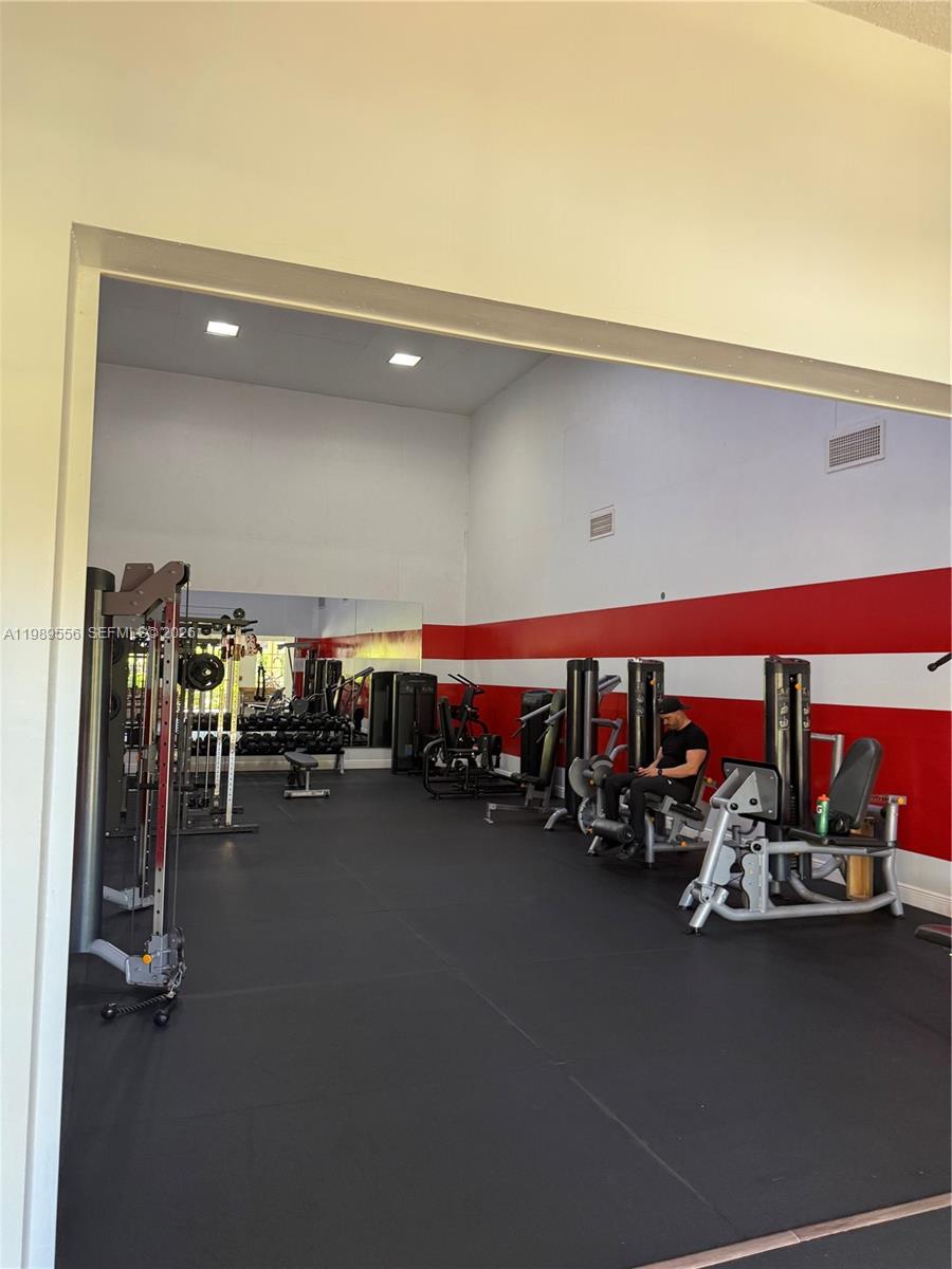 MARQUESA CONDO - Residential