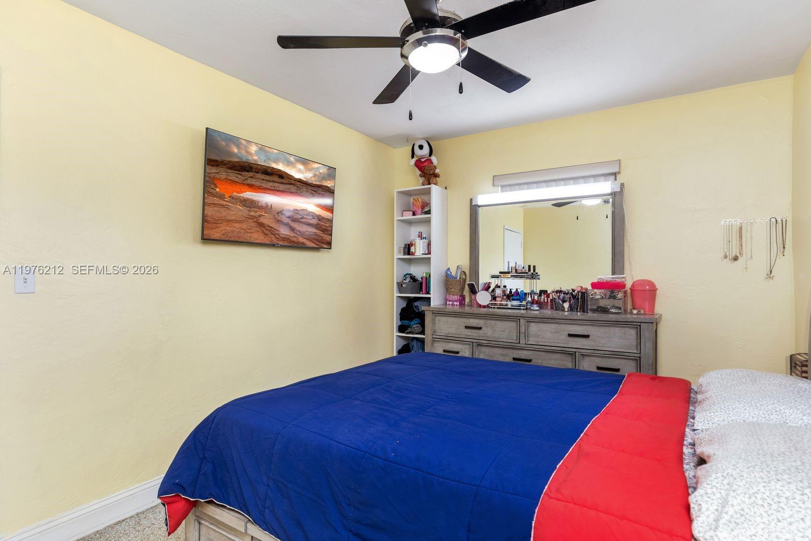 BROADVIEW COUNTRY CLUB ES - Residential