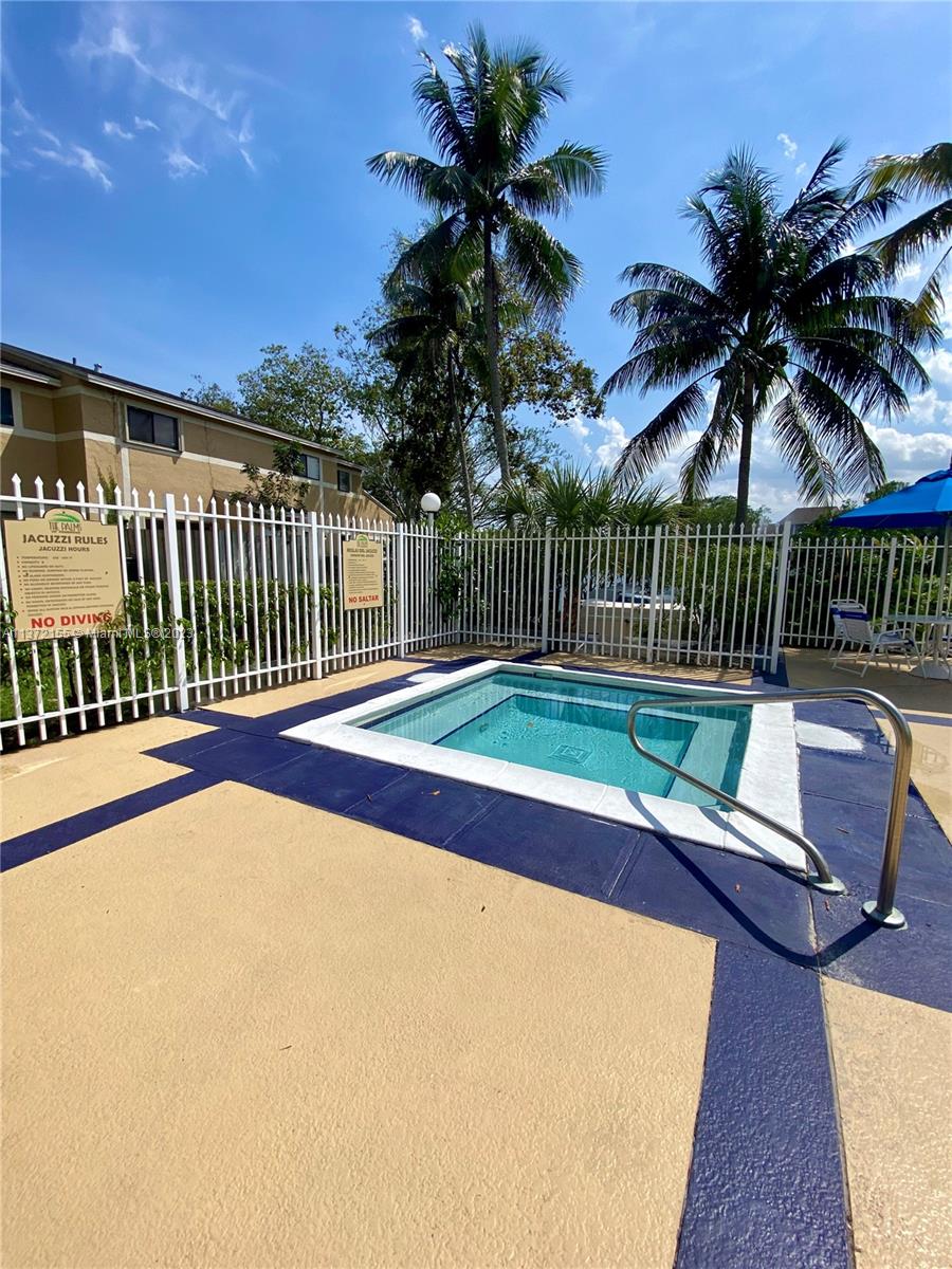 PALMS OF PEMBROKE CONDO - Residential Lease