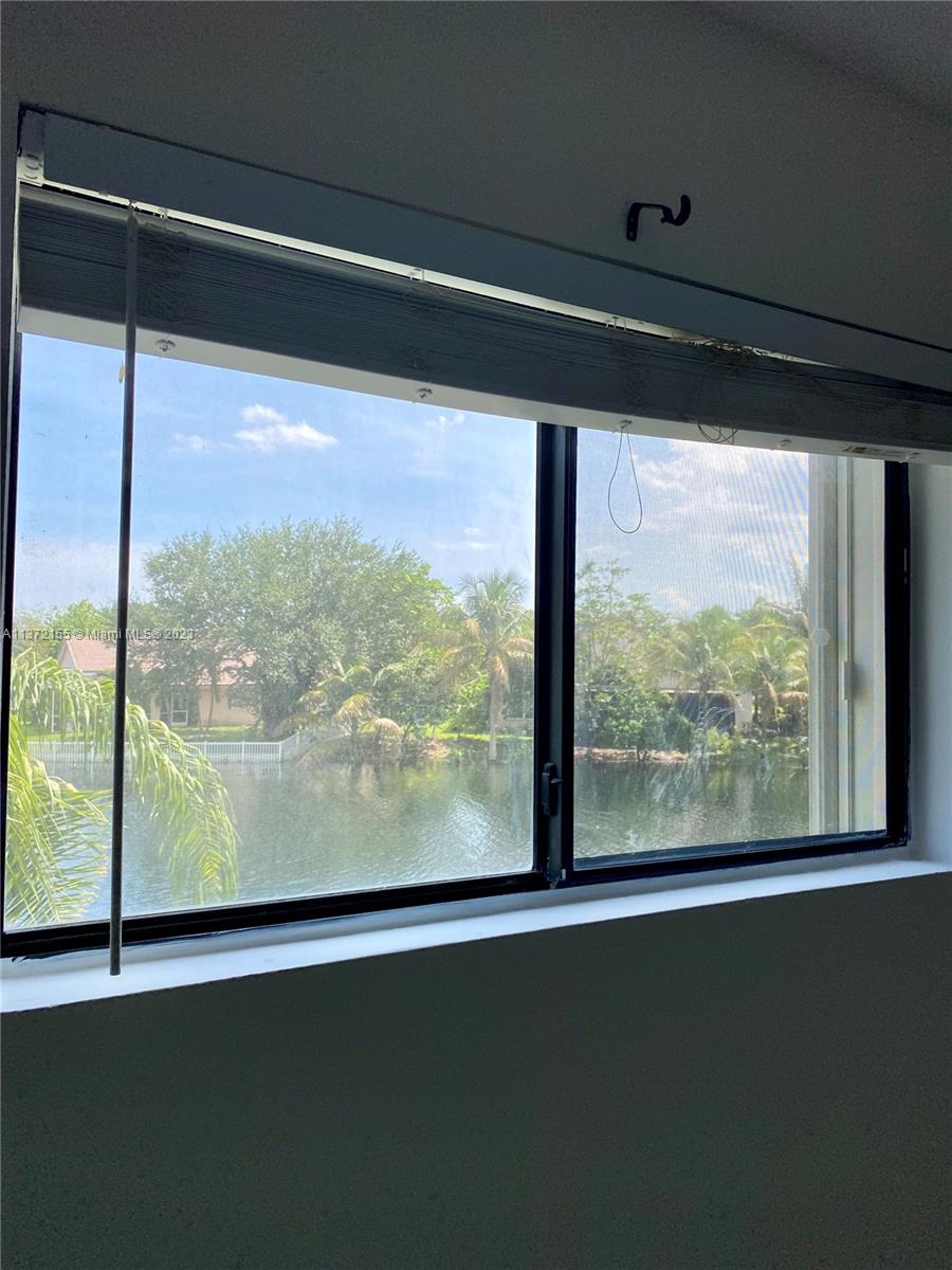 PALMS OF PEMBROKE CONDO - Residential Lease