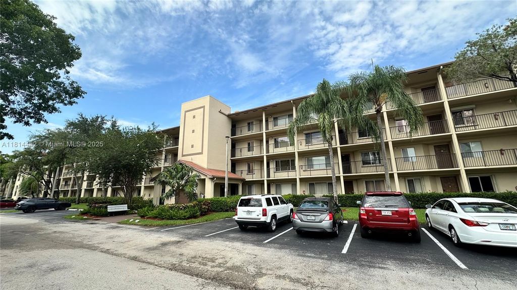 Photo of 1351 SW 141st Ave #407G, Pembroke Pines, FL 33027 (MLS # A11814482)