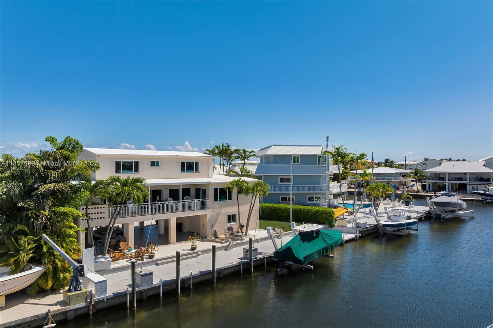 PORT ANTIGUA PLAT NO 5 & - Residential