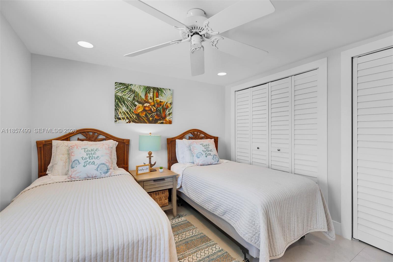 PORT ANTIGUA PLAT NO 5 & - Residential