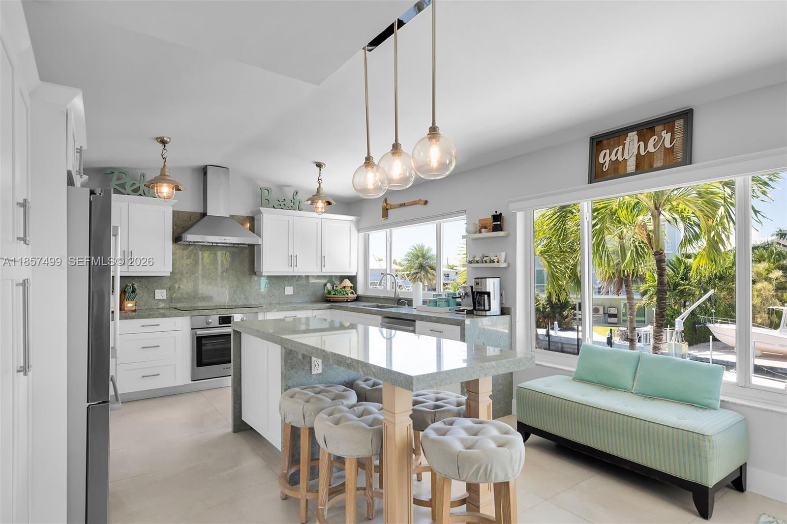 PORT ANTIGUA PLAT NO 5 & - Residential