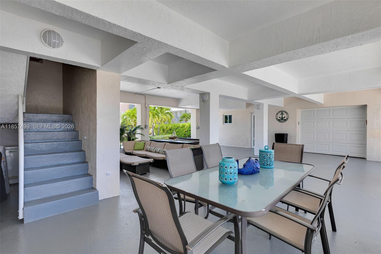 PORT ANTIGUA PLAT NO 5 & - Residential