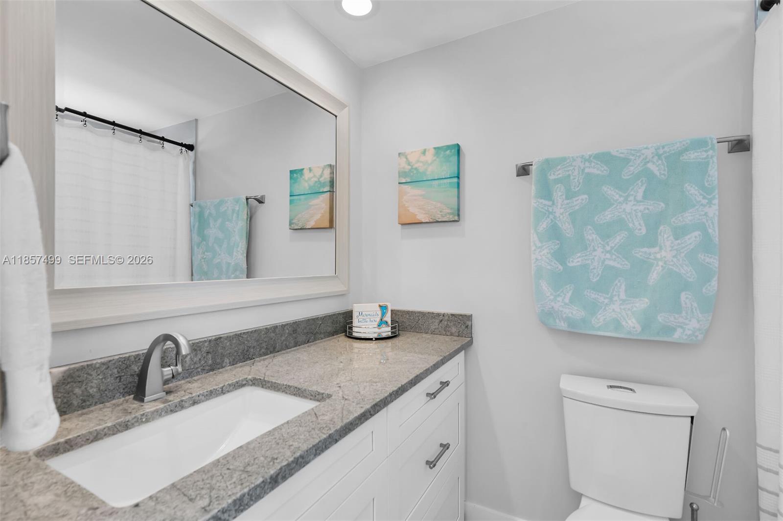 PORT ANTIGUA PLAT NO 5 & - Residential