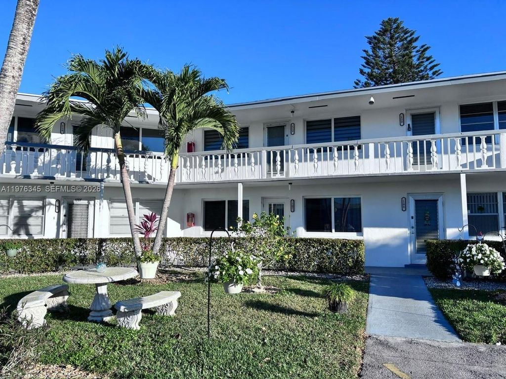 Photo of 118 Northampton F #118, West Palm Beach, FL 33417 (MLS # A11976345)