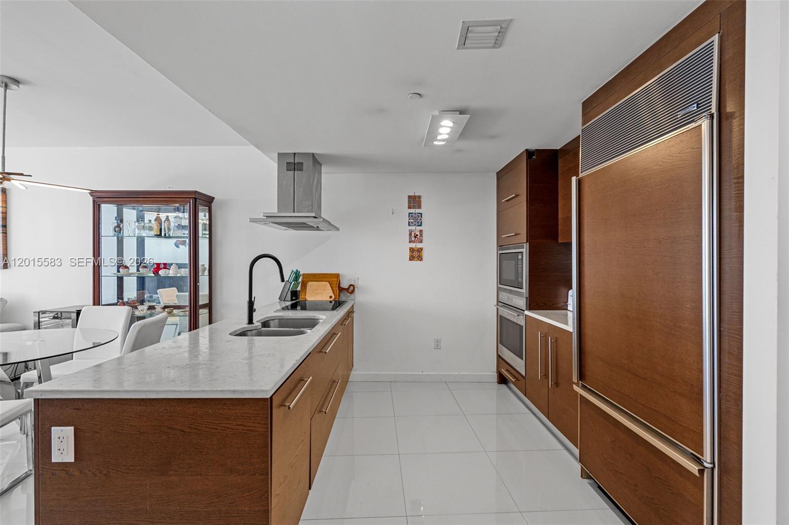 ICONBRICKELL CONDO NO 1 - Residential