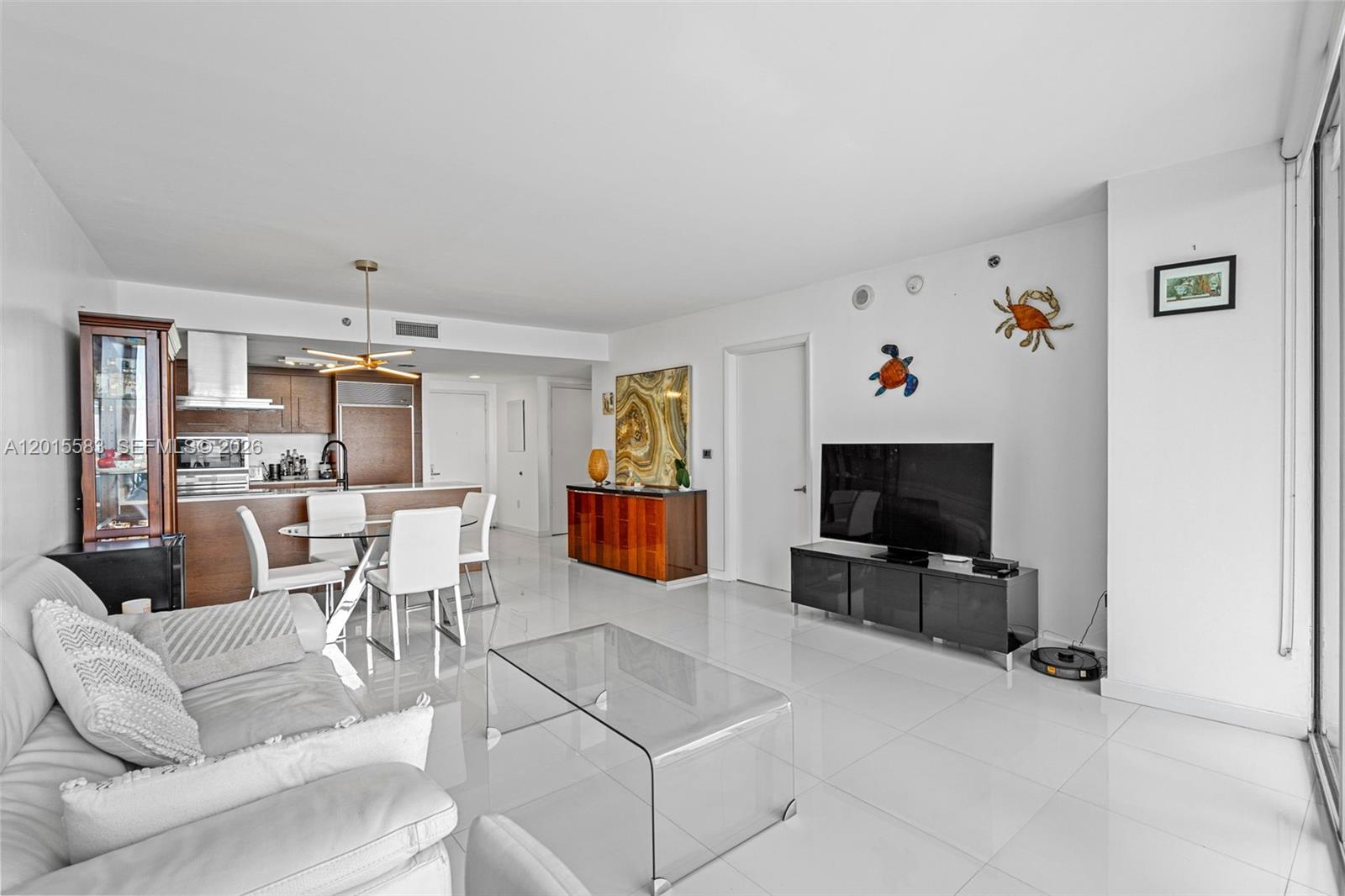 ICONBRICKELL CONDO NO 1 - Residential