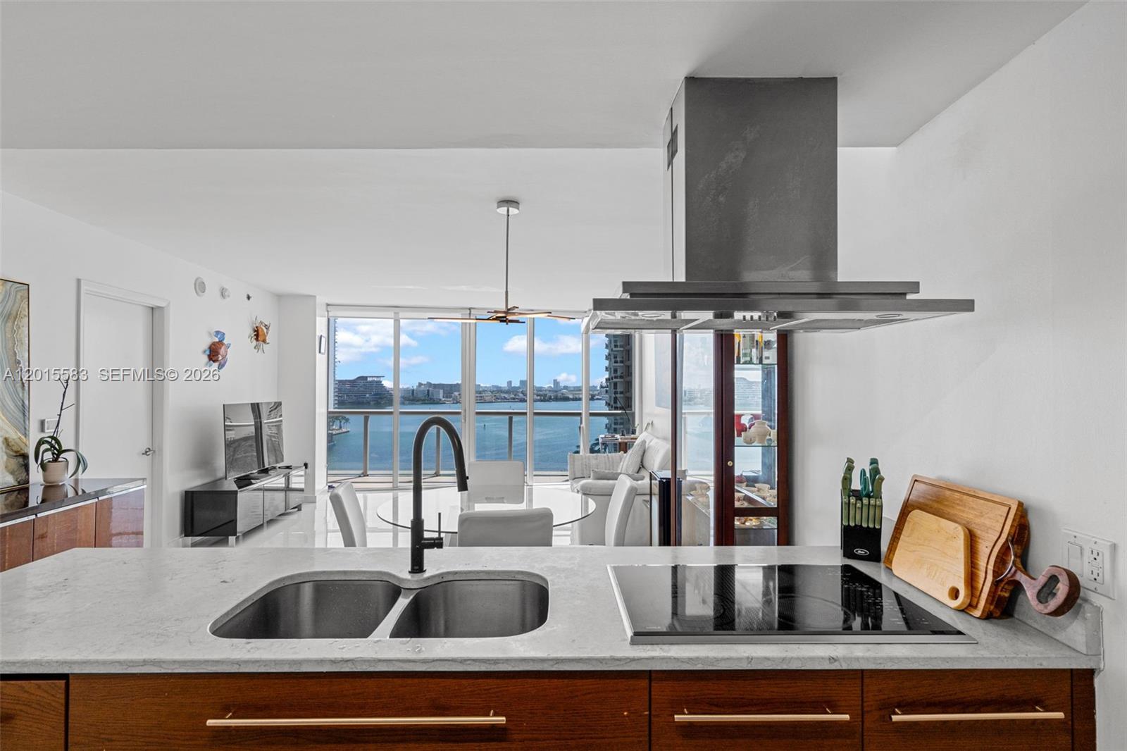 ICONBRICKELL CONDO NO 1 - Residential