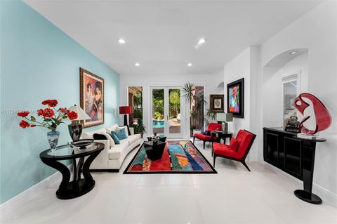 3210 Treasure Trove Ln Miami FL 33133