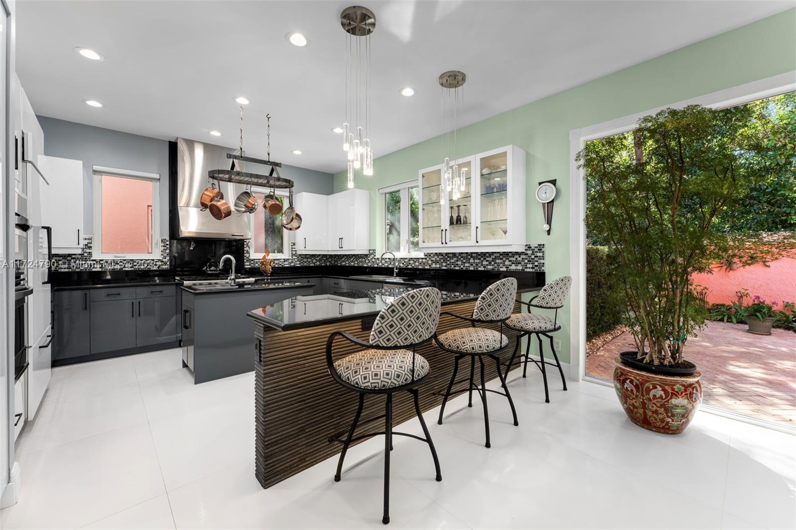 TREASURE TROVE - Residential