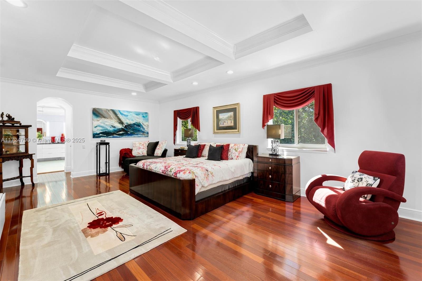 TREASURE TROVE - Residential