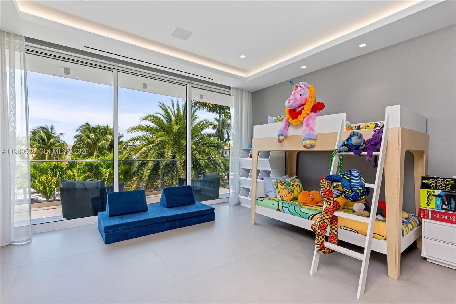 STILWELL ISLES - Residential