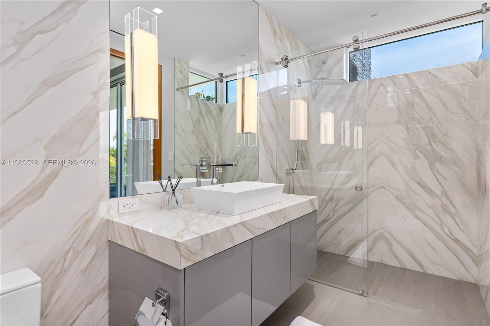 STILWELL ISLES - Residential