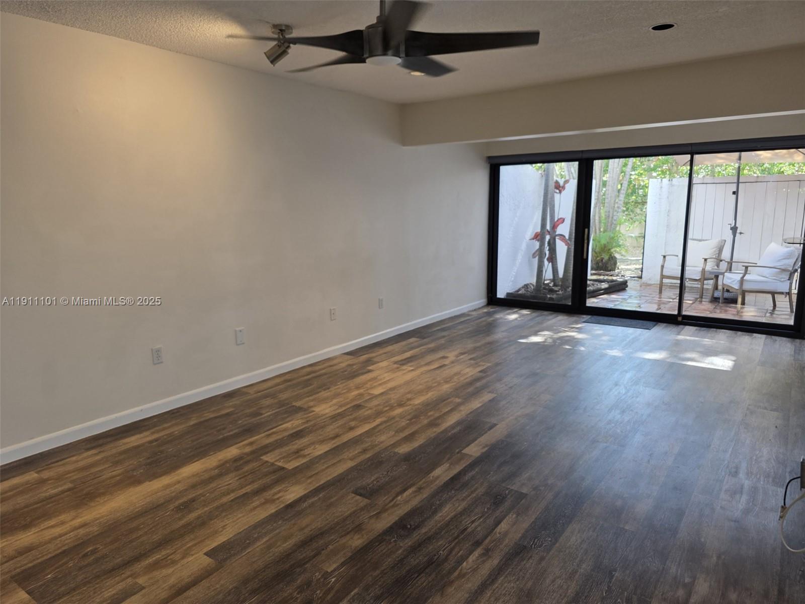 MARINER VILLAGE TH CONDO - Residential Lease