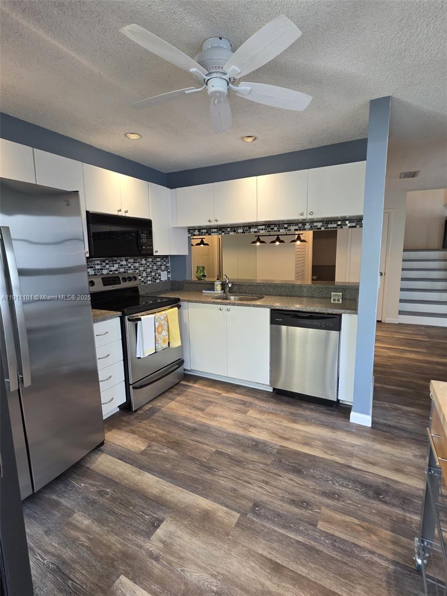 MARINER VILLAGE TH CONDO - Residential Lease