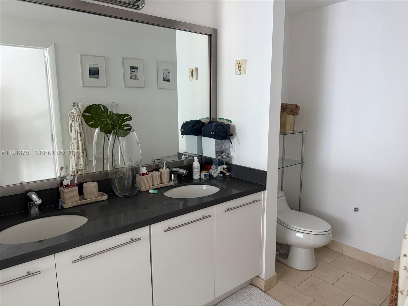 IVY CONDO - Residential Lease