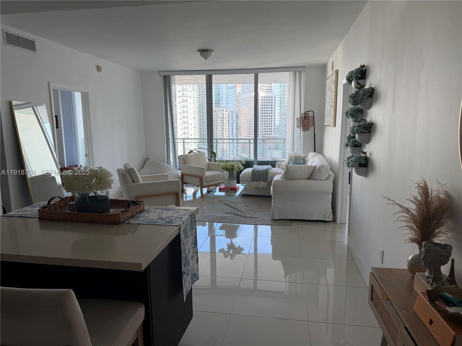 IVY CONDO - Residential Lease